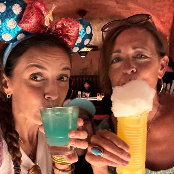 Meet your Posher, Crystal - Picture 3 of 3